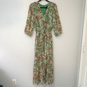 Maison Tara Green Floral Pleated Maxi Dress V-Neck 3/4 Puff Sleeve Belted
